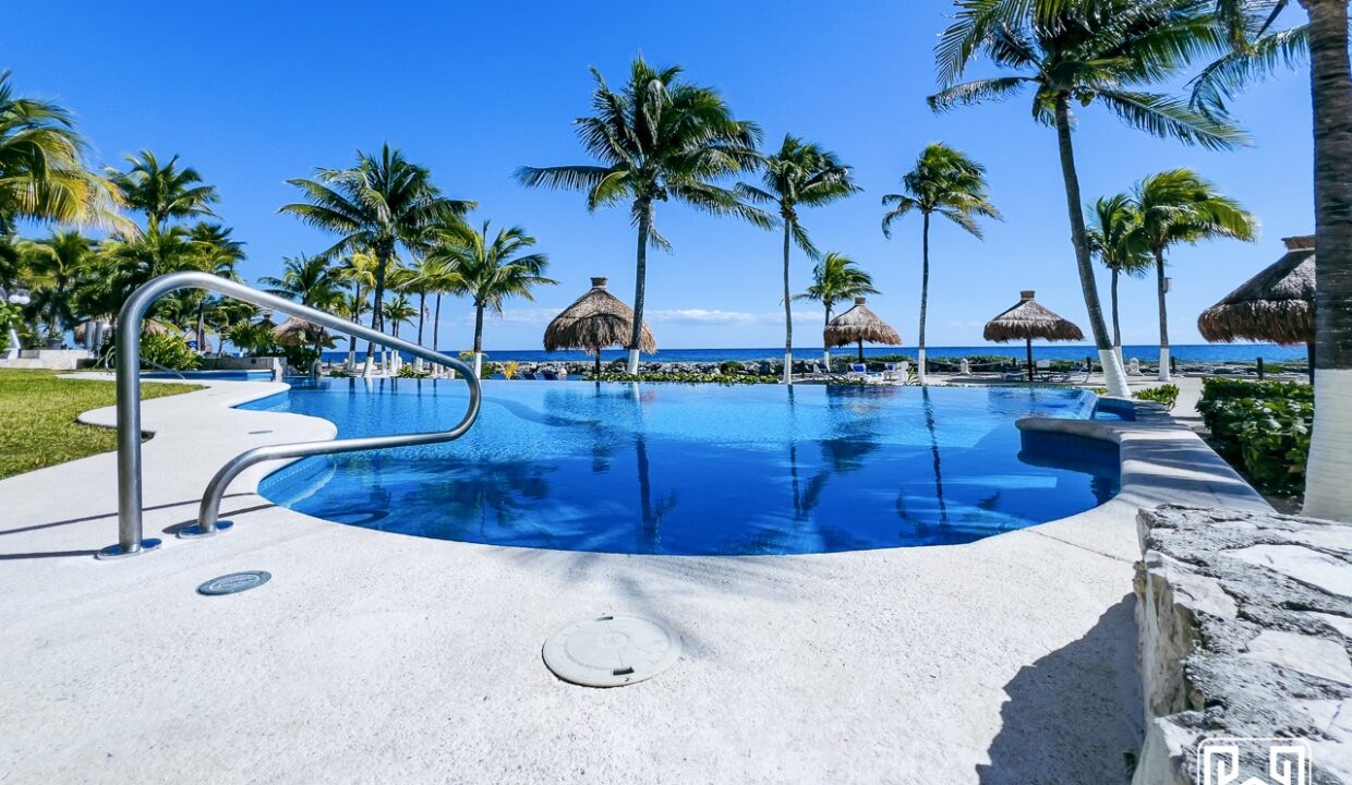 42CONDO QUINTA LUNA PB50