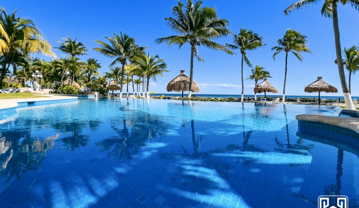 43CONDO QUINTA LUNA PB51