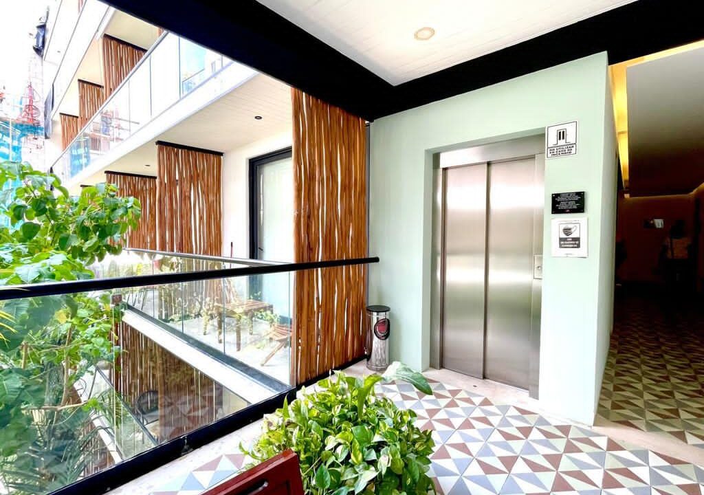 7CONDO THE SHORE10
