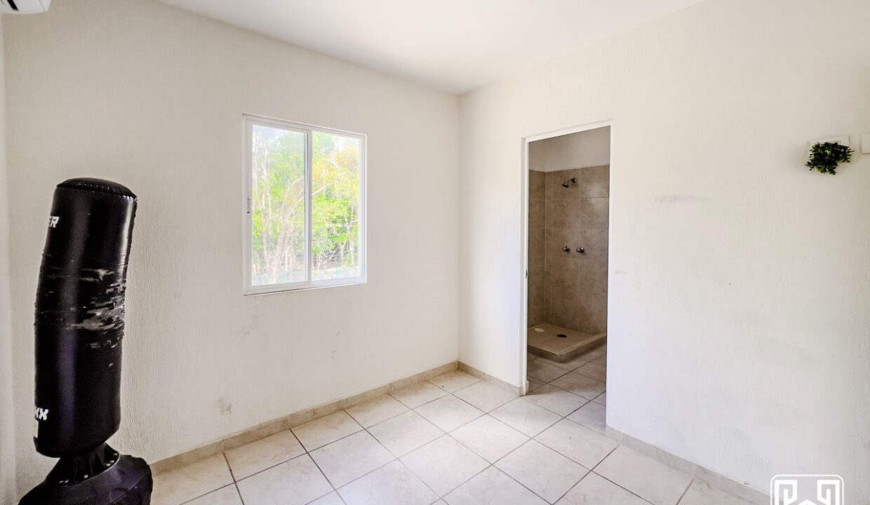 13CONDO LOS OLIVOS RENTA9