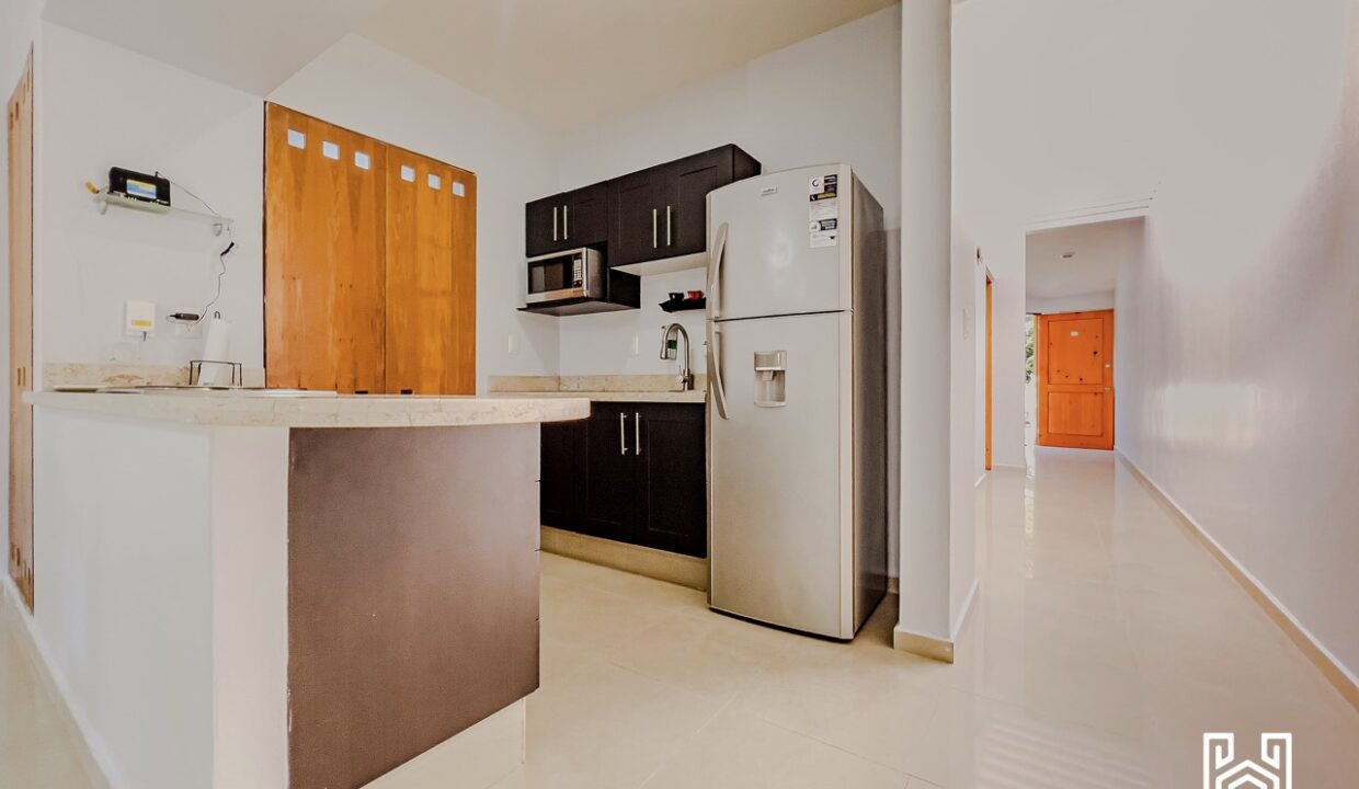 15CONDO AMARANTO30