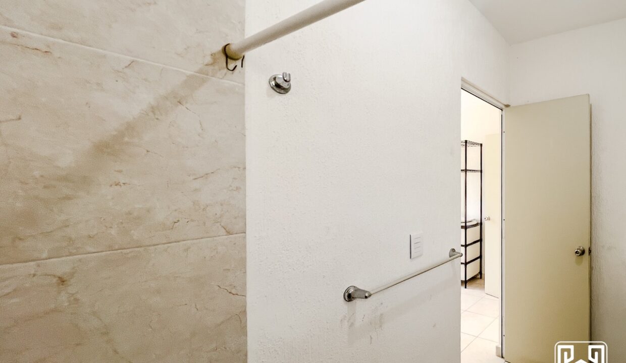 21CONDO LOS OLIVOS RENTA14