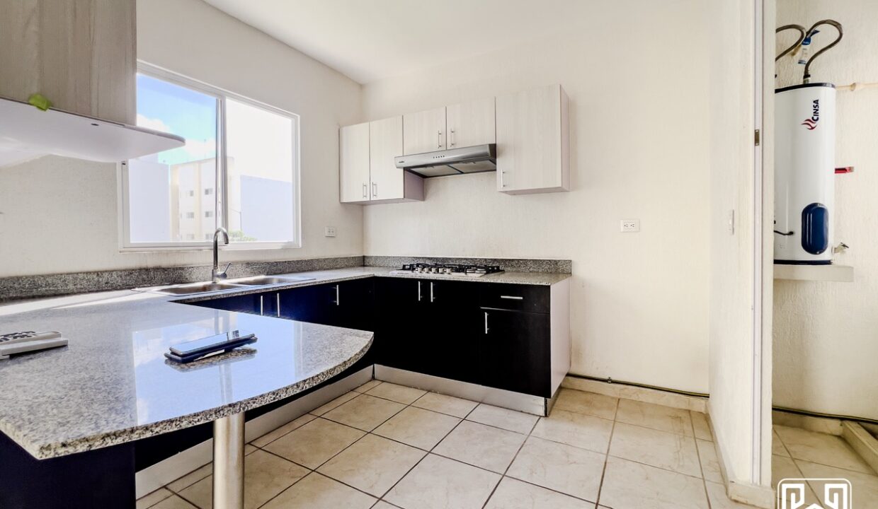24CONDO LOS OLIVOS RENTA21