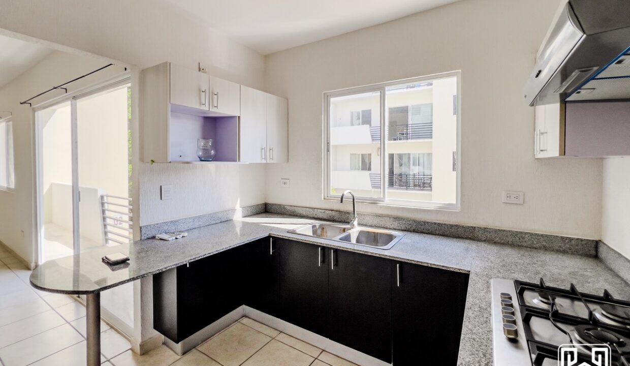 28CONDO LOS OLIVOS RENTA25