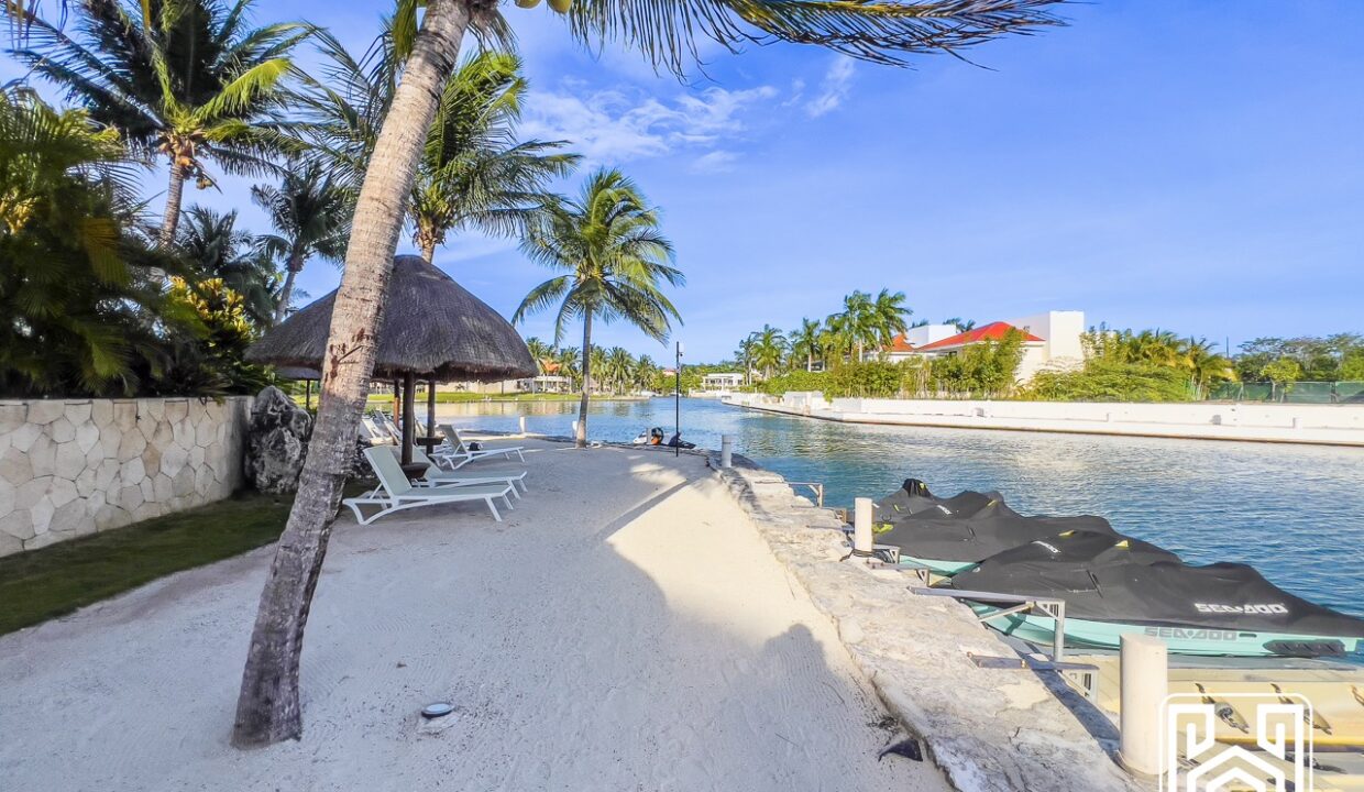 47GRAND PENINSULA (DOC)136