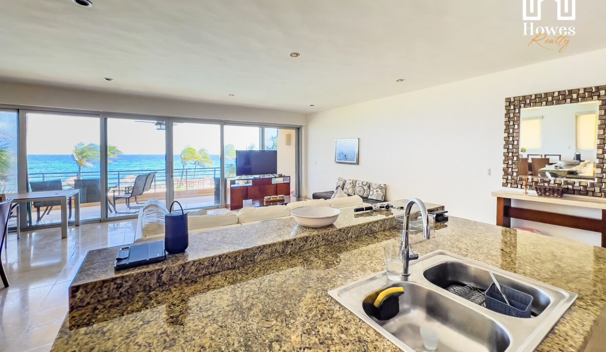 9CONDO PUNTA ROCA13