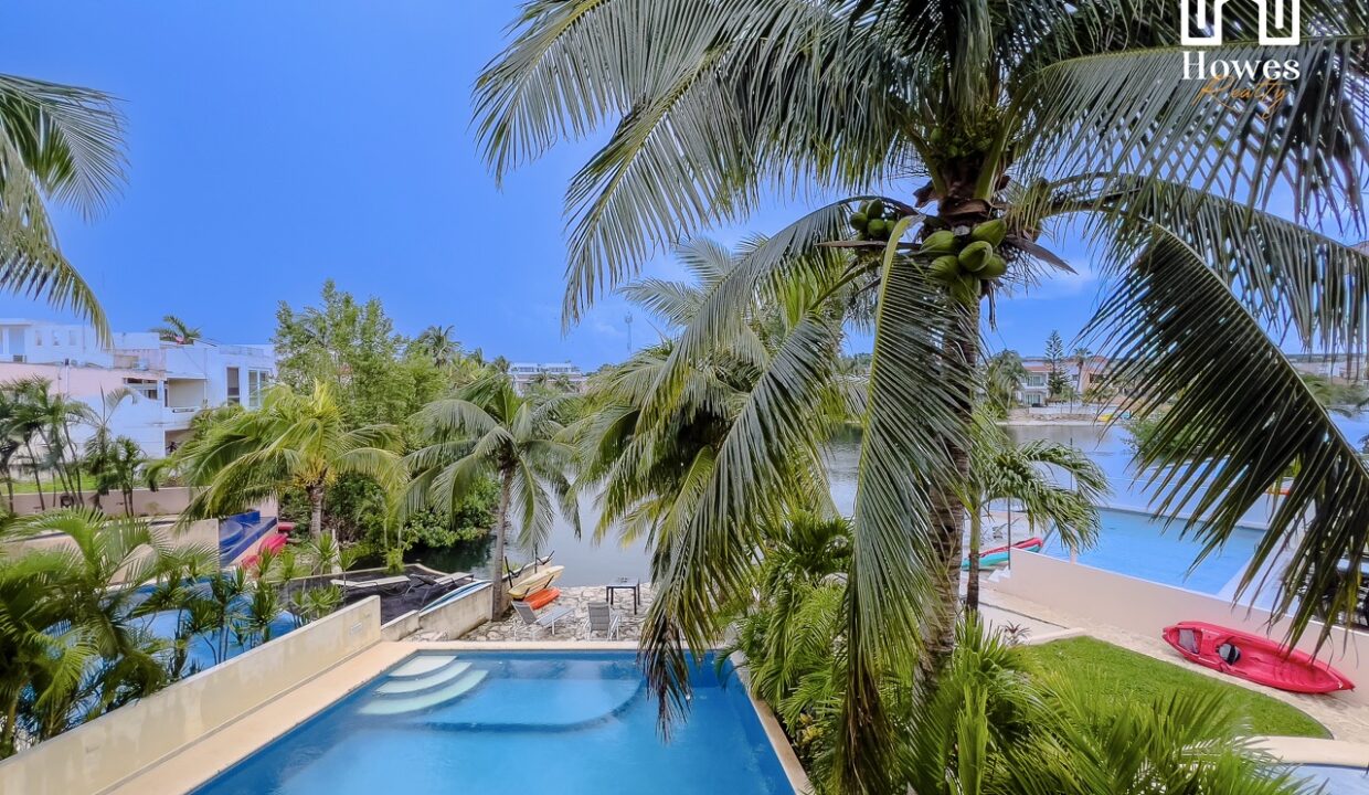 PUERTO INN (8.5M)5