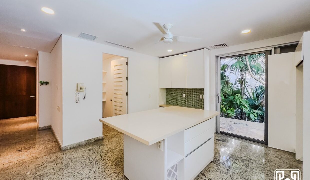 11CASA YALKU 4LOTS99