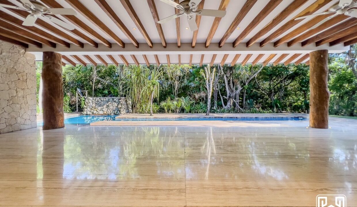 26CASA YALKU 4LOTS85