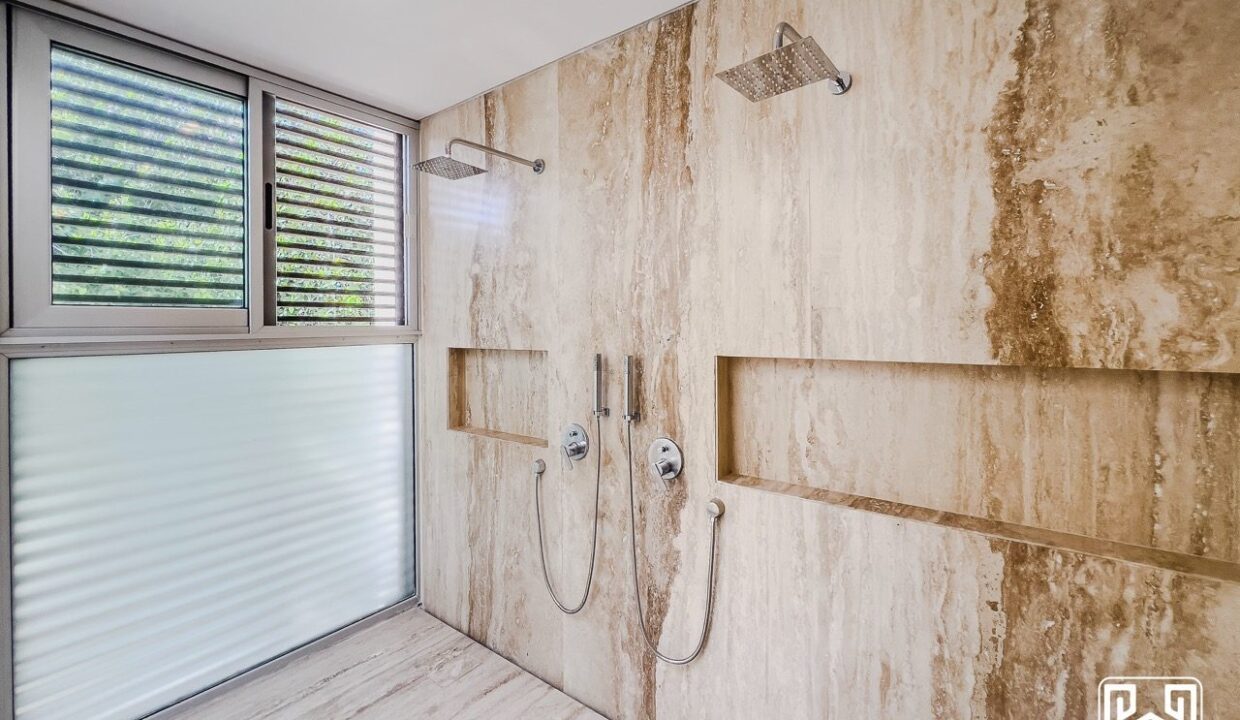 39CASA YALKU 4LOTS12