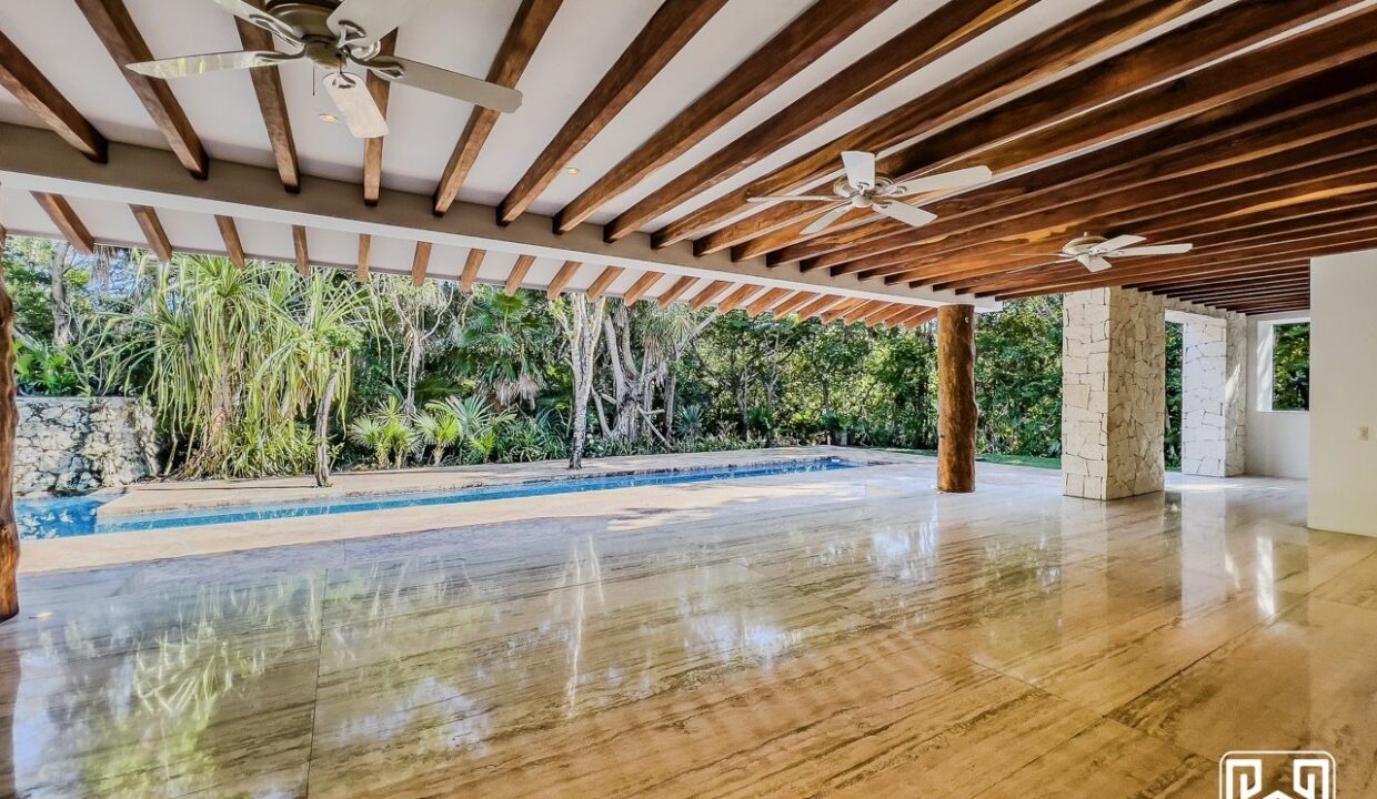 8CASA YALKU 4LOTS81