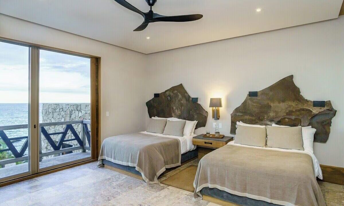 CASA CALETA41
