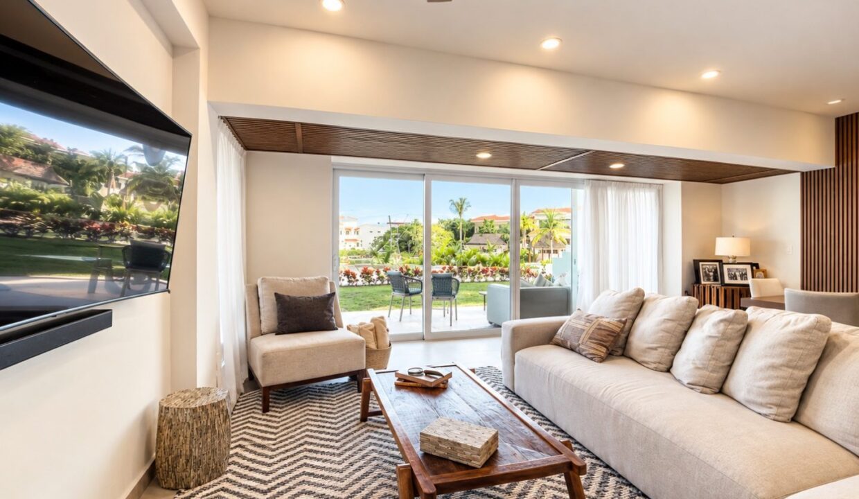 CONDO BLOOM A - PB16