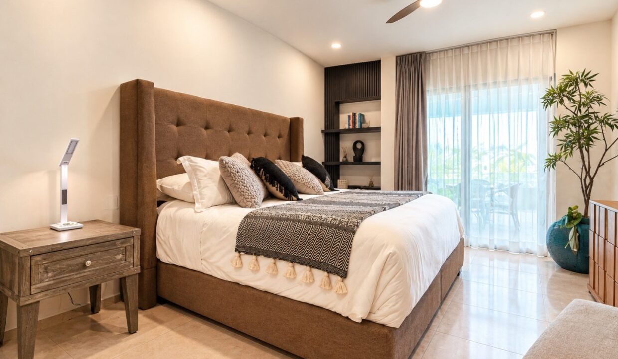 CONDO BLOOM A - PB33