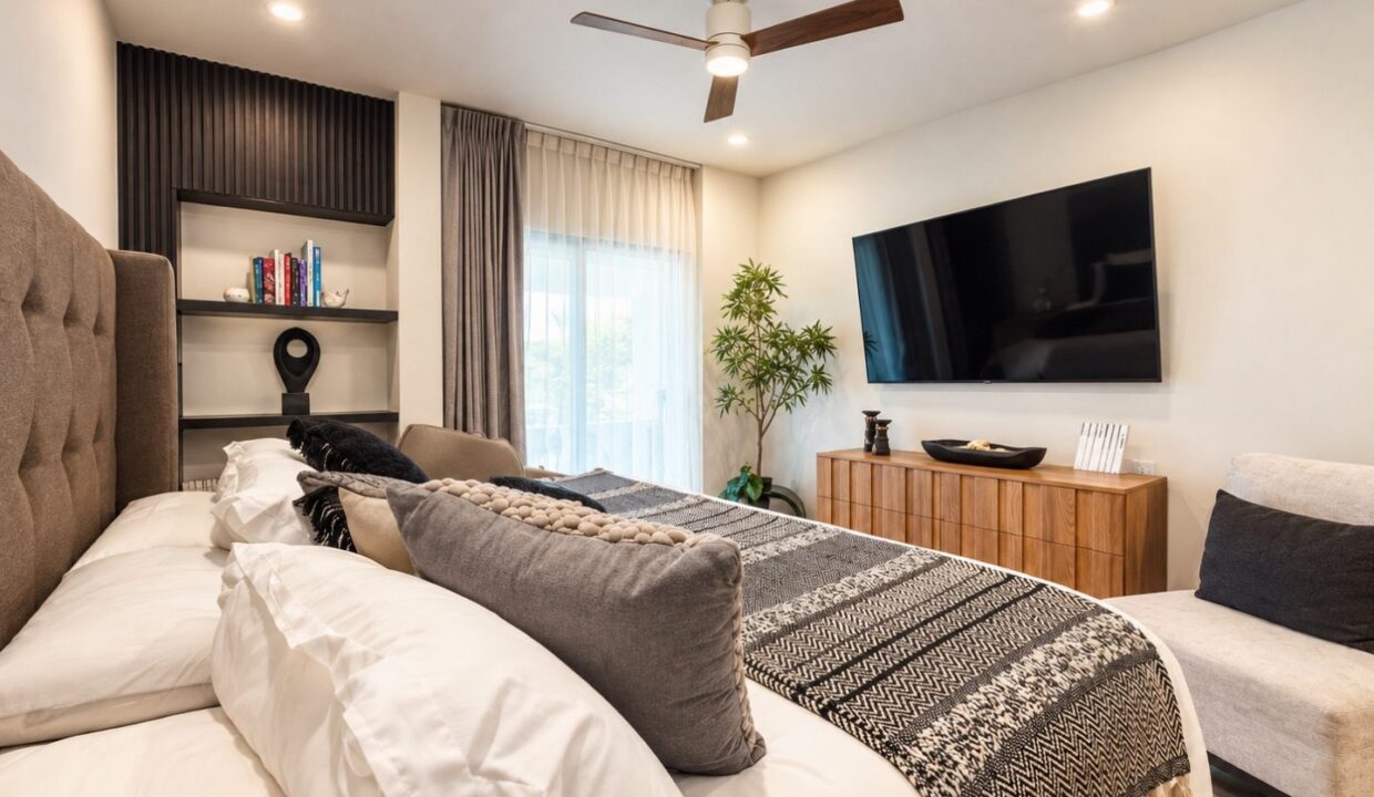 CONDO BLOOM A - PB39