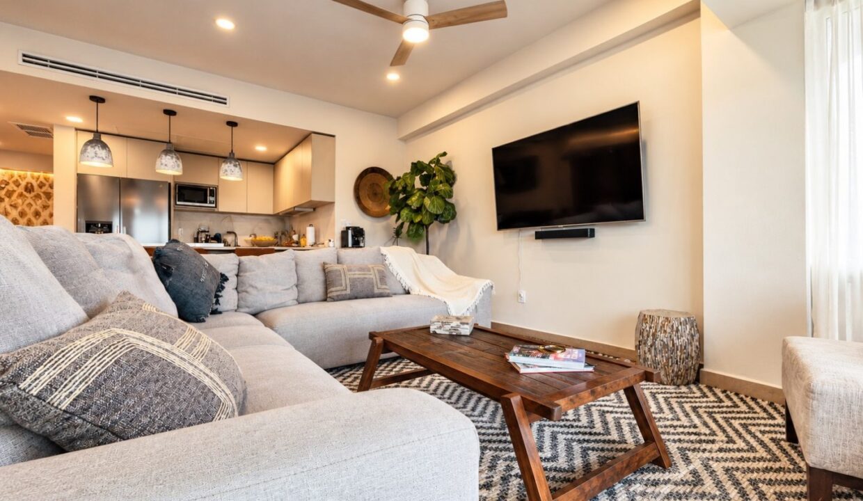 CONDO BLOOM A - PB7